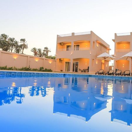 Royal Nile Villa - Pool View Apartment 1 Луксор Екстериор снимка