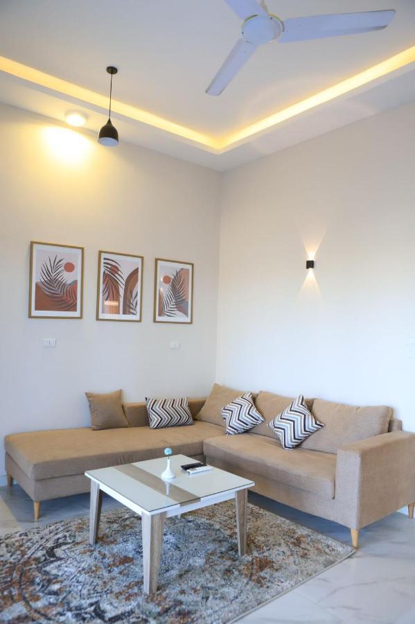 Royal Nile Villa - Pool View Apartment 1 Луксор Екстериор снимка