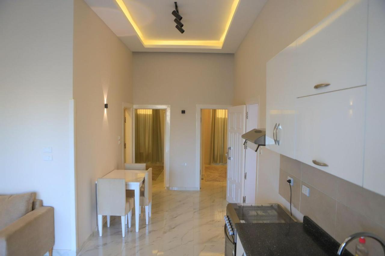 Royal Nile Villa - Pool View Apartment 1 Луксор Екстериор снимка