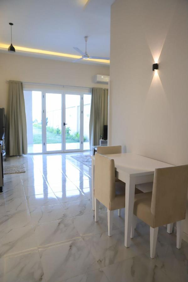 Royal Nile Villa - Pool View Apartment 1 Луксор Екстериор снимка