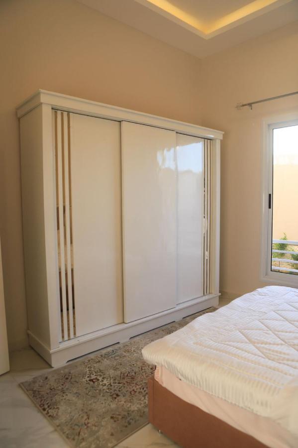 Royal Nile Villa - Pool View Apartment 1 Луксор Екстериор снимка