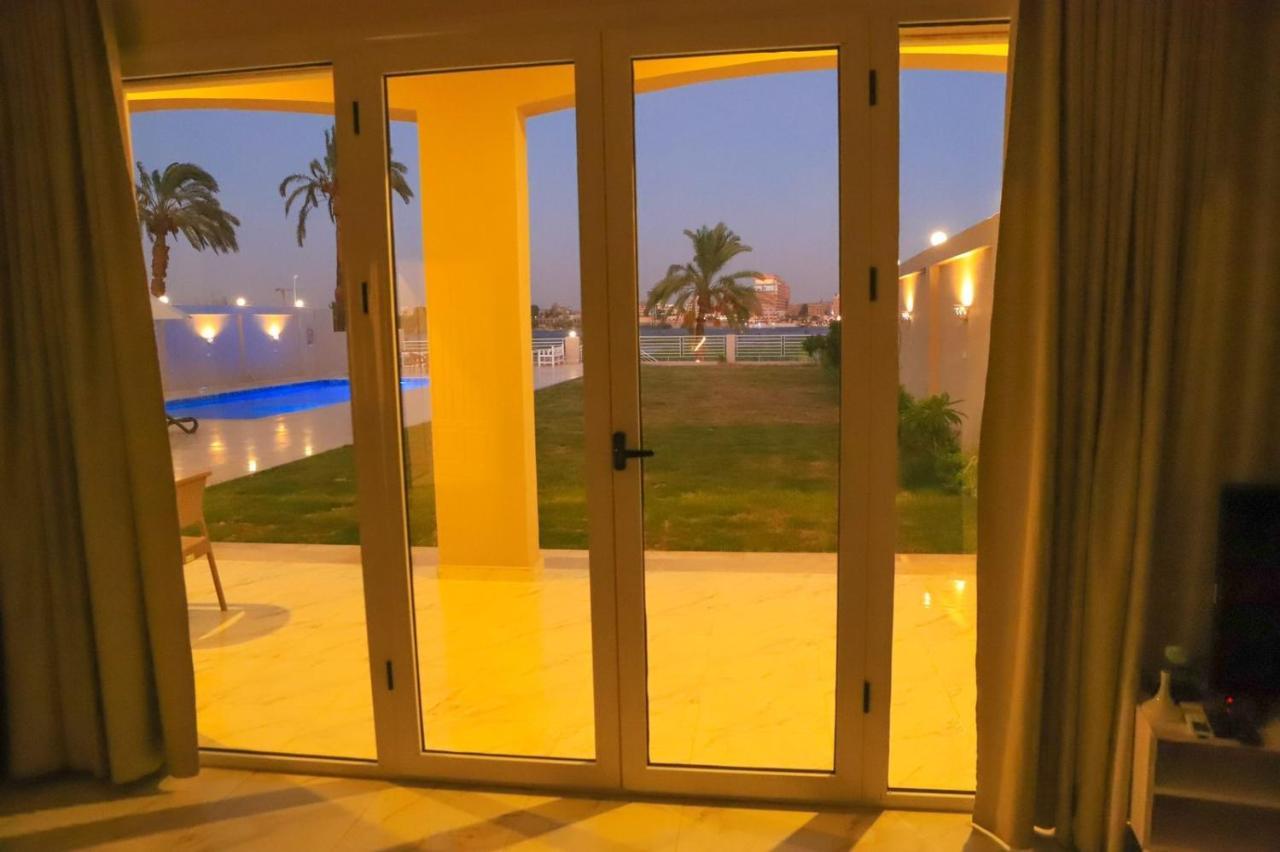 Royal Nile Villa - Pool View Apartment 1 Луксор Екстериор снимка